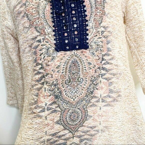 One World Live and Let Live boho Tunic Sz Medium ivory blue elbow sleeve top - Picture 9 of 10